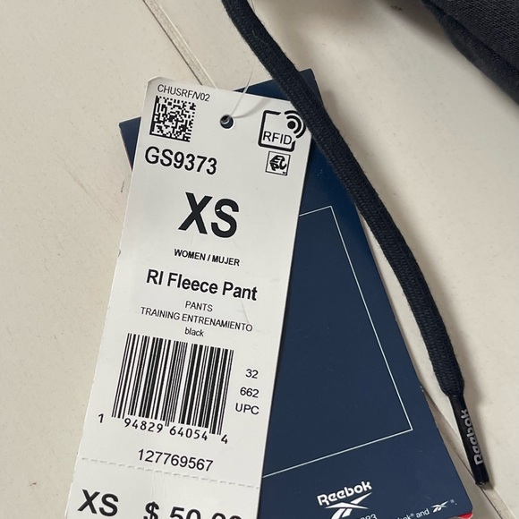 Reebok Women’s black joggers NWT size XS from Macys - Picture 3 of 3